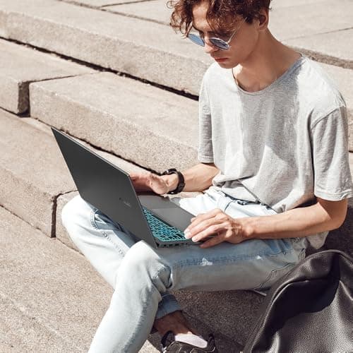 ASUS V16 V3607VM Review: RTX 5060 Gaming Laptop
